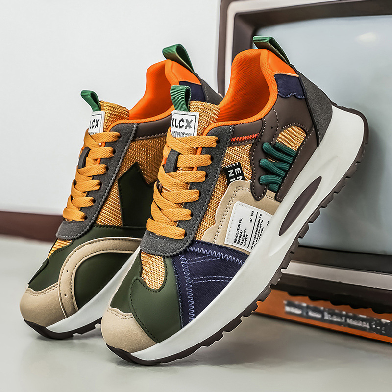 Street Fashion Korean - メンズ韓国風トレンドホワイトスニーカー、若者向けファッショナブルなスポーツ＆カジュアルシューズ