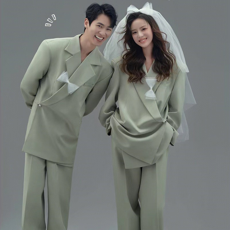 2023 新ファッションカップル写真撮影スーツ結婚式ショース - Street Fashion Magazines のレビューと価格